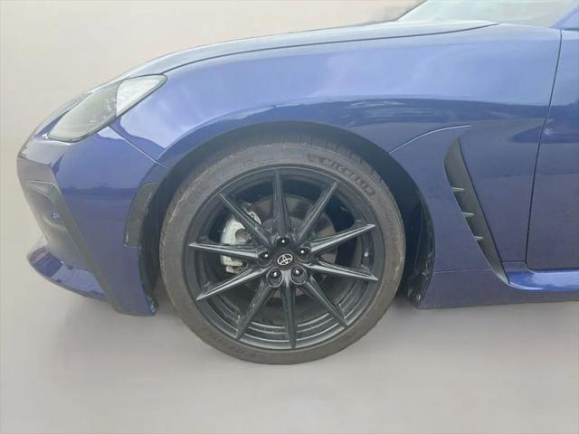 2025 Toyota GR86 Premium