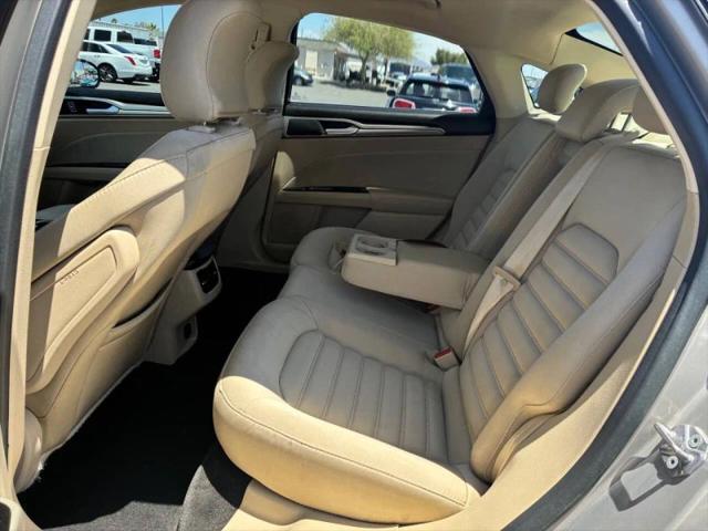 2015 Ford Fusion SE