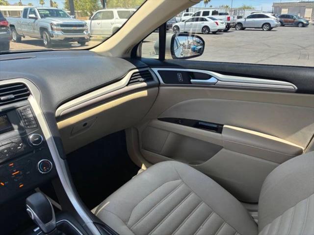 2015 Ford Fusion SE