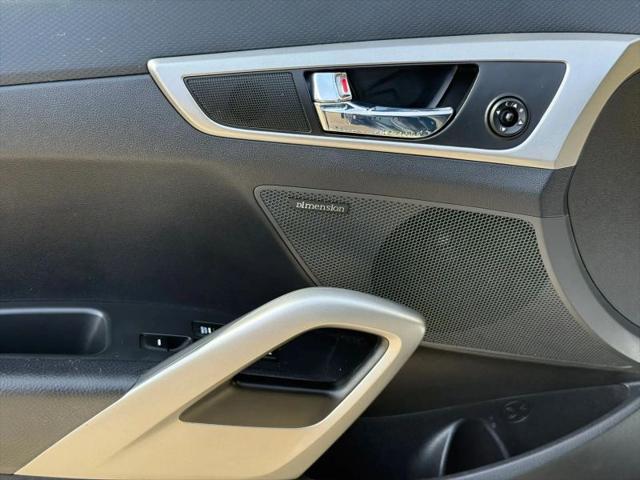2017 Hyundai Veloster Value Edition