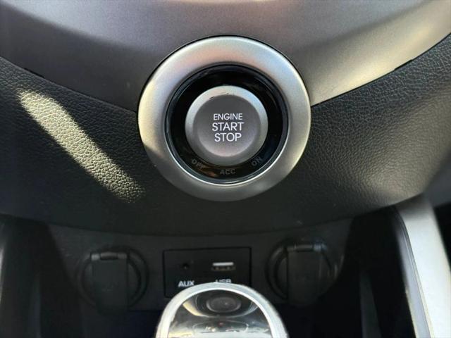 2017 Hyundai Veloster Value Edition