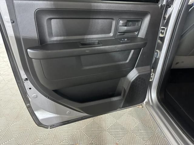 2019 Ram 1500 Classic Tradesman Crew Cab 4x2 5'7" Box