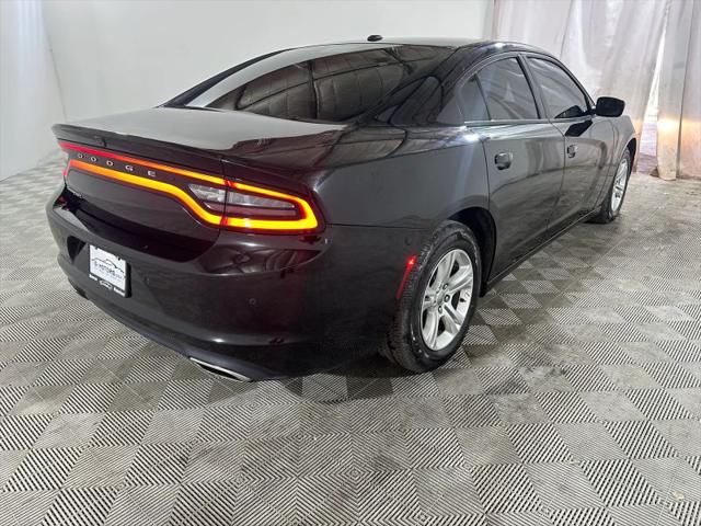 2020 Dodge Charger SXT RWD
