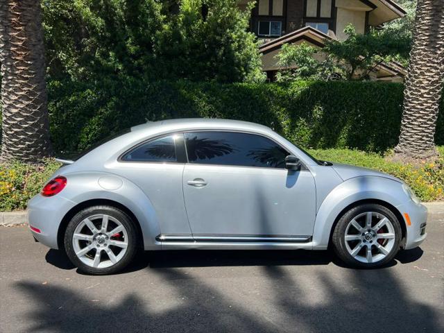 2012 Volkswagen Beetle 2.0T