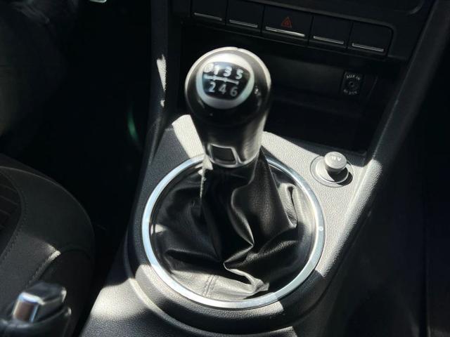 2012 Volkswagen Beetle 2.0T