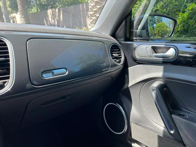 2012 Volkswagen Beetle 2.0T