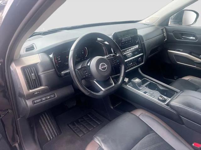 2023 Nissan Pathfinder Platinum 4WD