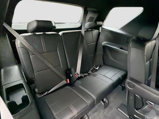2023 Chevrolet Traverse FWD RS