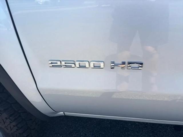 2016 GMC Sierra 2500HD Base