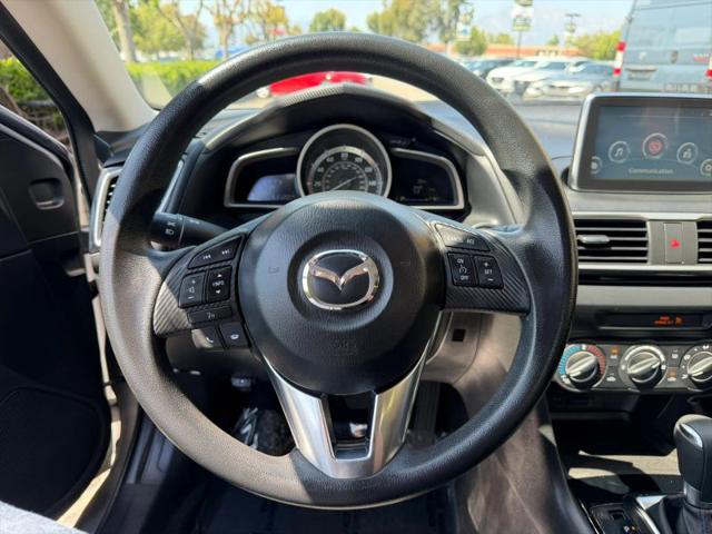 2016 Mazda Mazda3 i Sport
