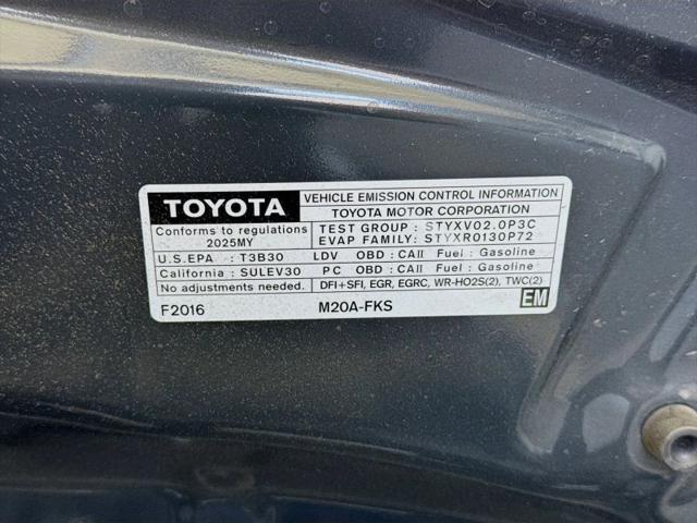 2025 Toyota Corolla LE