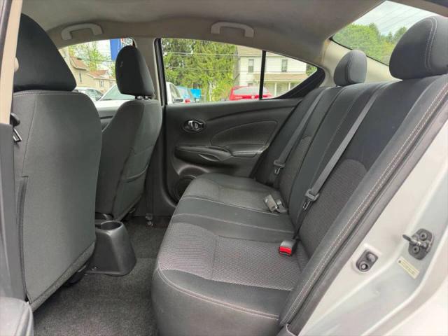 2017 Nissan Versa 1.6 SV