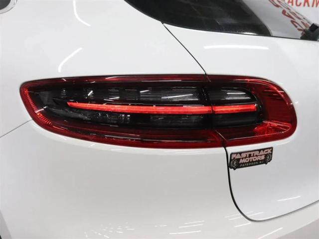 2017 Porsche Macan S