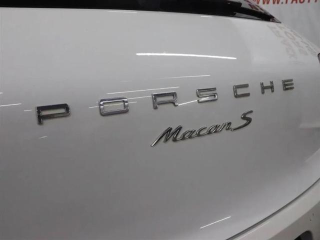 2017 Porsche Macan S