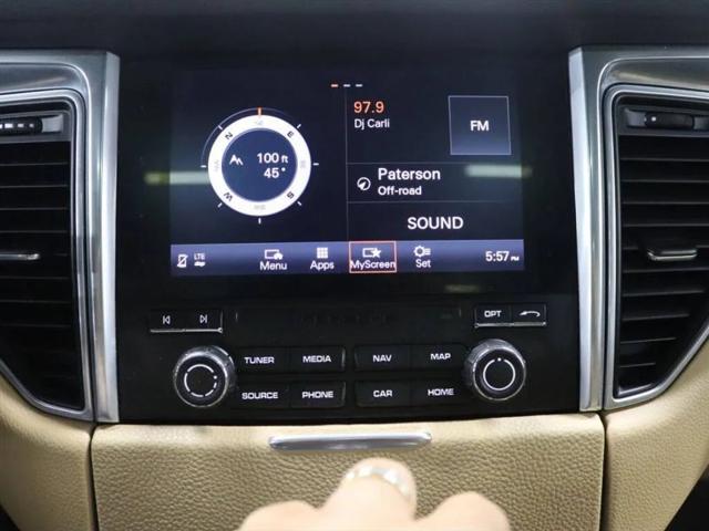 2017 Porsche Macan S