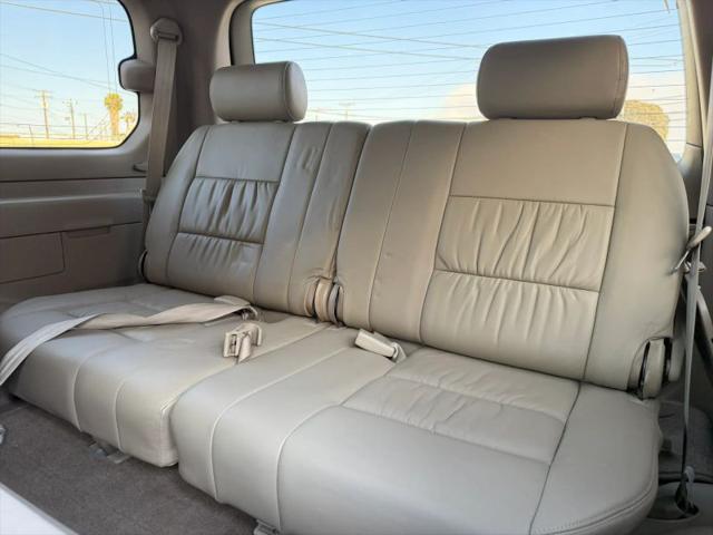 2000 Toyota Land Cruiser Base