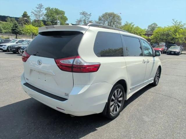 2018 Toyota Sienna XLE 7 Passenger