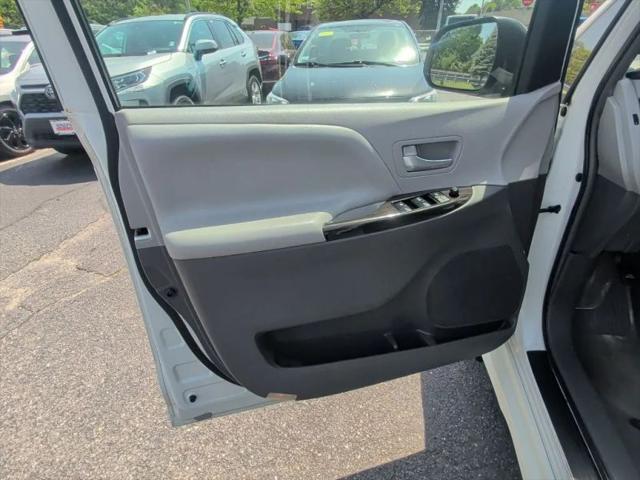 2018 Toyota Sienna XLE 7 Passenger