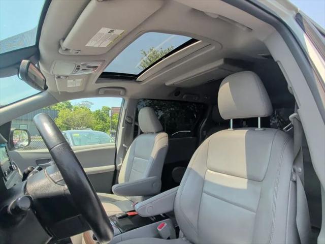 2018 Toyota Sienna XLE 7 Passenger