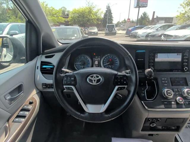 2018 Toyota Sienna XLE 7 Passenger