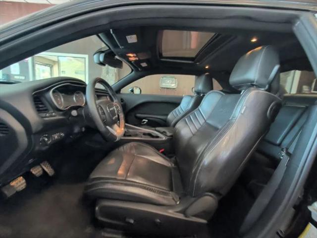 2016 Dodge Challenger SRT 392