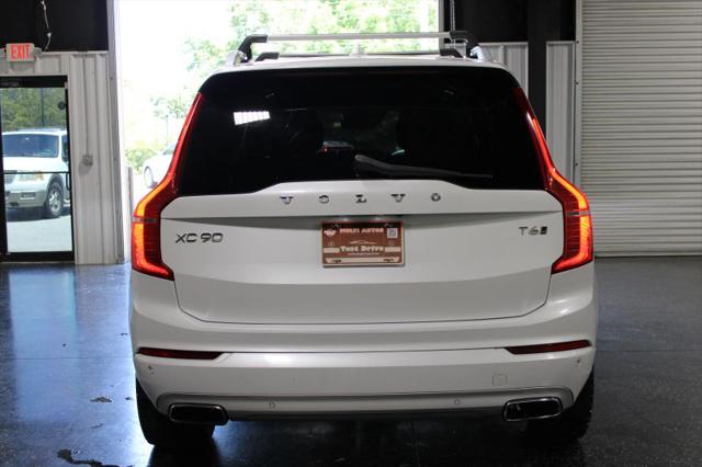2017 Volvo XC90 T6 Momentum