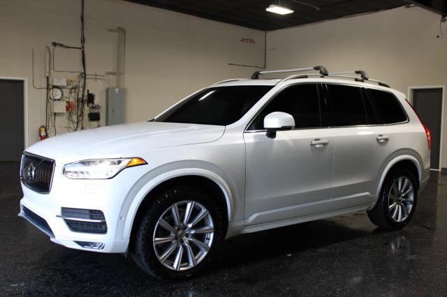 2017 Volvo XC90 T6 Momentum