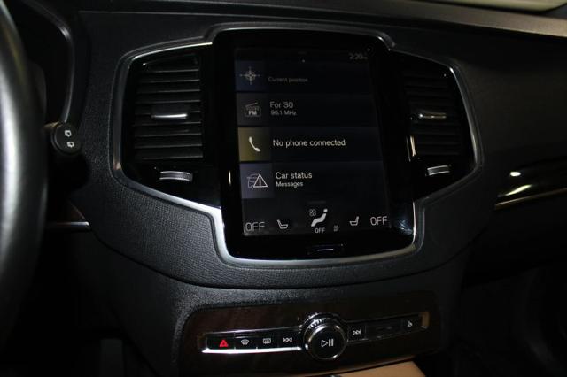 2017 Volvo XC90 T6 Momentum