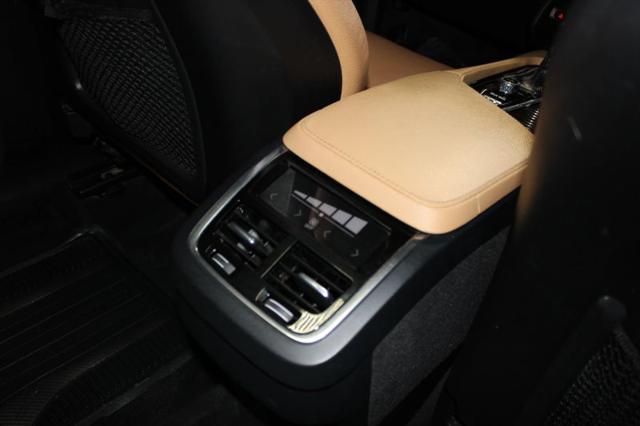 2017 Volvo XC90 T6 Momentum