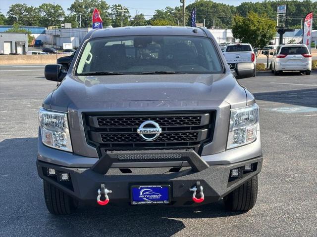 2021 Nissan Titan Crew Cab SV 4x2