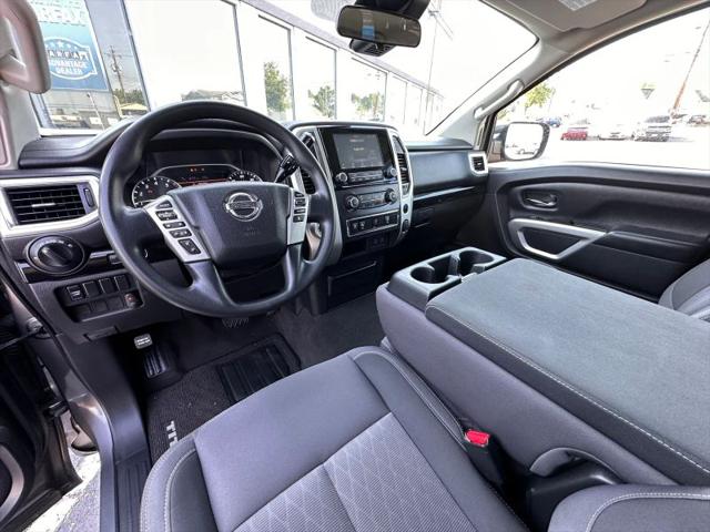 2021 Nissan Titan Crew Cab SV 4x2