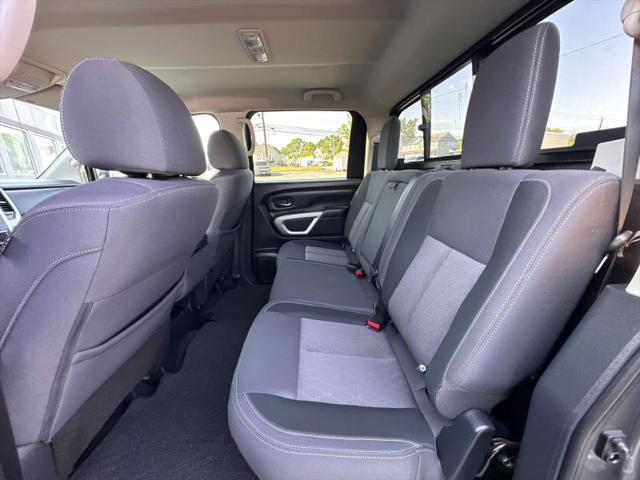 2021 Nissan Titan Crew Cab SV 4x2