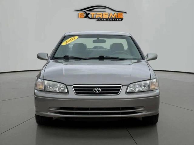 2001 Toyota Camry LE