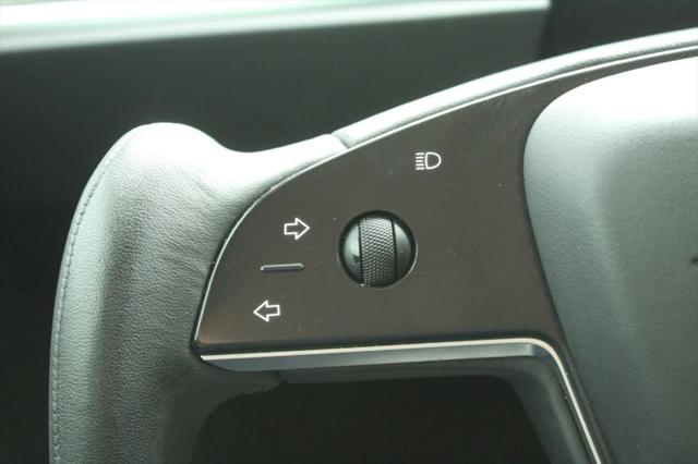 2022 Tesla Model X Dual Motor All-Wheel Drive