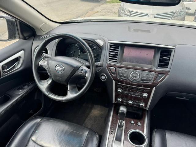 2016 Nissan Pathfinder Platinum