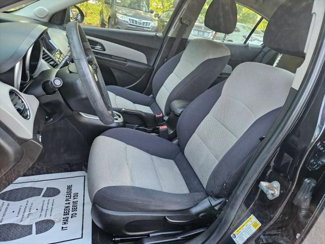 2013 Chevrolet Cruze LS Auto