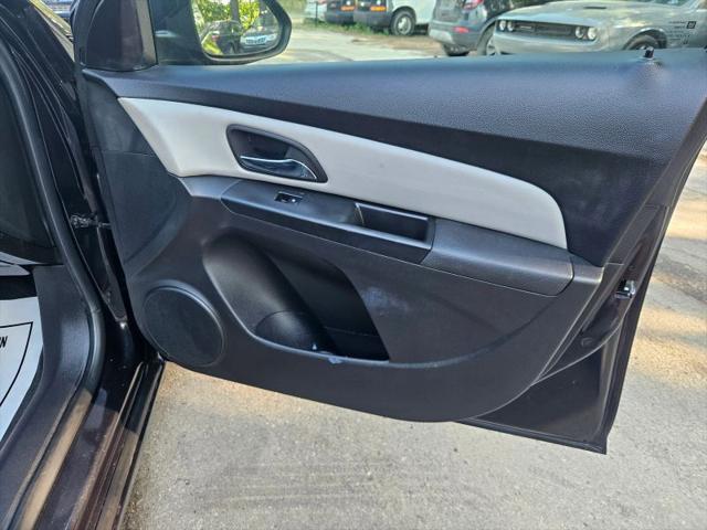 2013 Chevrolet Cruze LS Auto