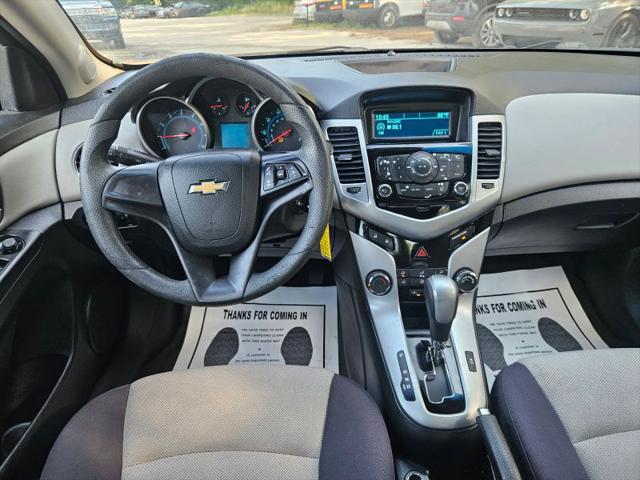 2013 Chevrolet Cruze LS Auto