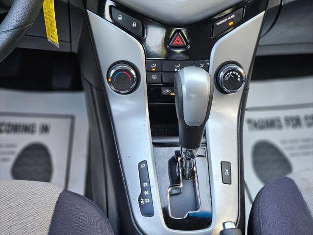 2013 Chevrolet Cruze LS Auto