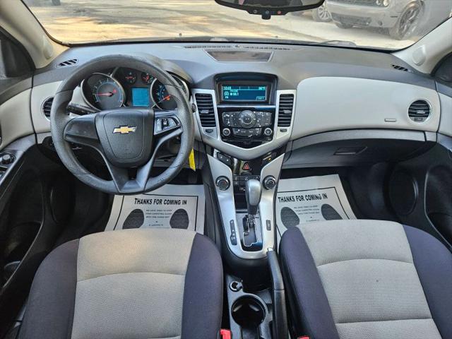 2013 Chevrolet Cruze LS Auto
