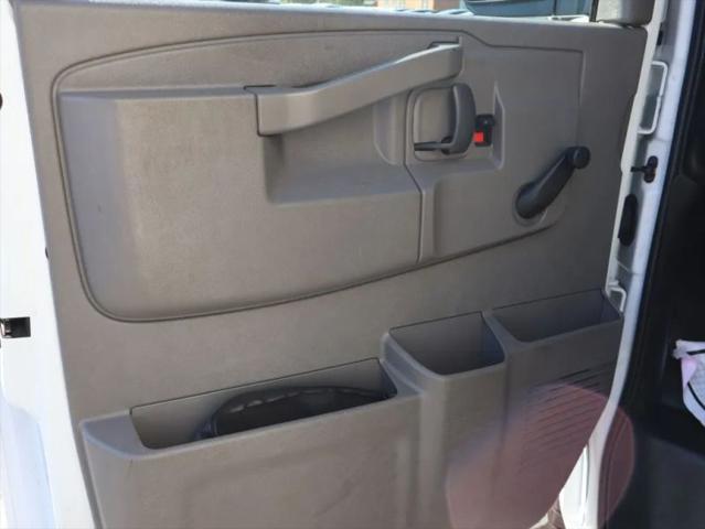 2021 Chevrolet Express Cutaway Work Van
