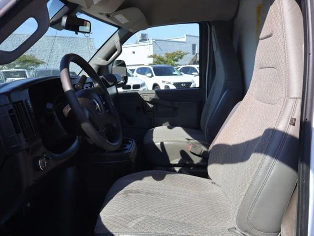 2021 Chevrolet Express Cutaway Work Van