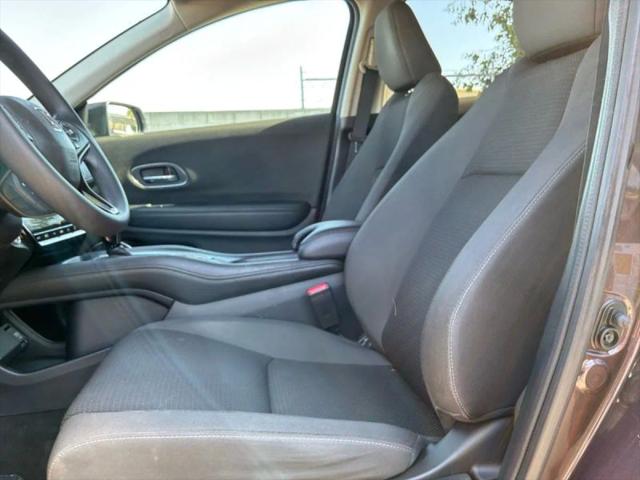 2022 Honda HR-V 2WD EX
