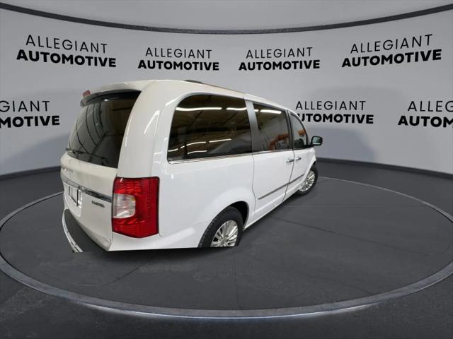 2014 Chrysler Town & Country Limited