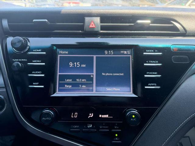2019 Toyota Camry SE