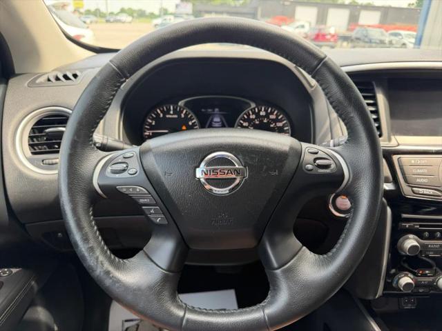 2018 Nissan Pathfinder SV