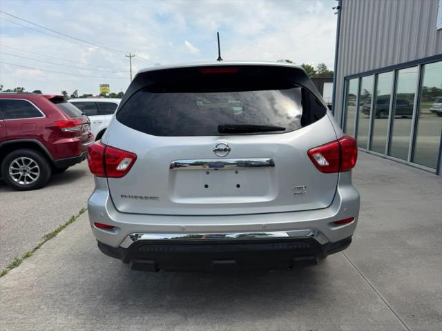 2018 Nissan Pathfinder SV