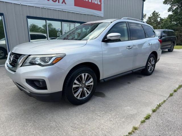 2018 Nissan Pathfinder SV