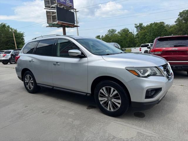 2018 Nissan Pathfinder SV