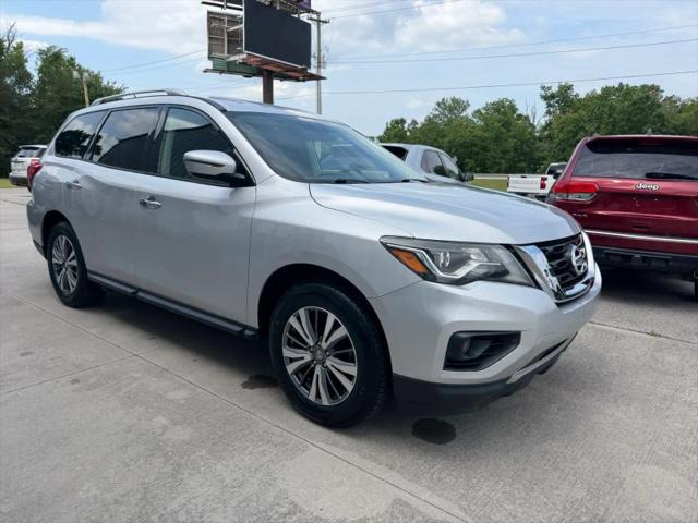 2018 Nissan Pathfinder SV